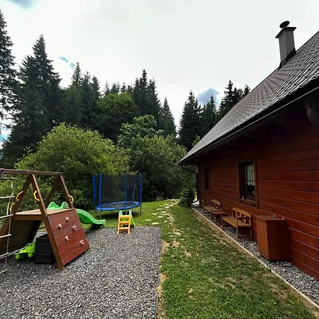 Drevenica U Kovacov * Nižná Boca